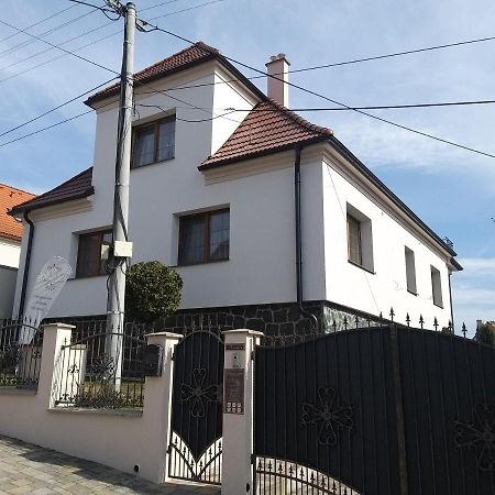 Penzion Kastelan Бойнице Экстерьер фото